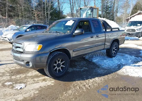 2003 Toyota Tundra Sr5 V8 z USA, uszkodzony, nr VIN 5TBBT44153S398276